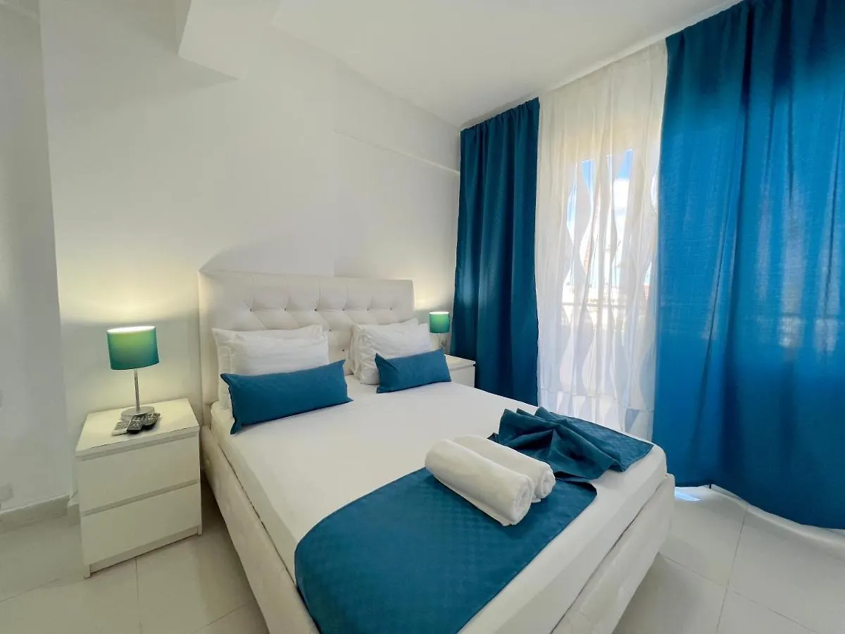Hotel Vacation Studios With Rooftop Pool, Beach Club, Spa, Restaurants - Ducassi Collection - Playa Los Corales Punta Cana