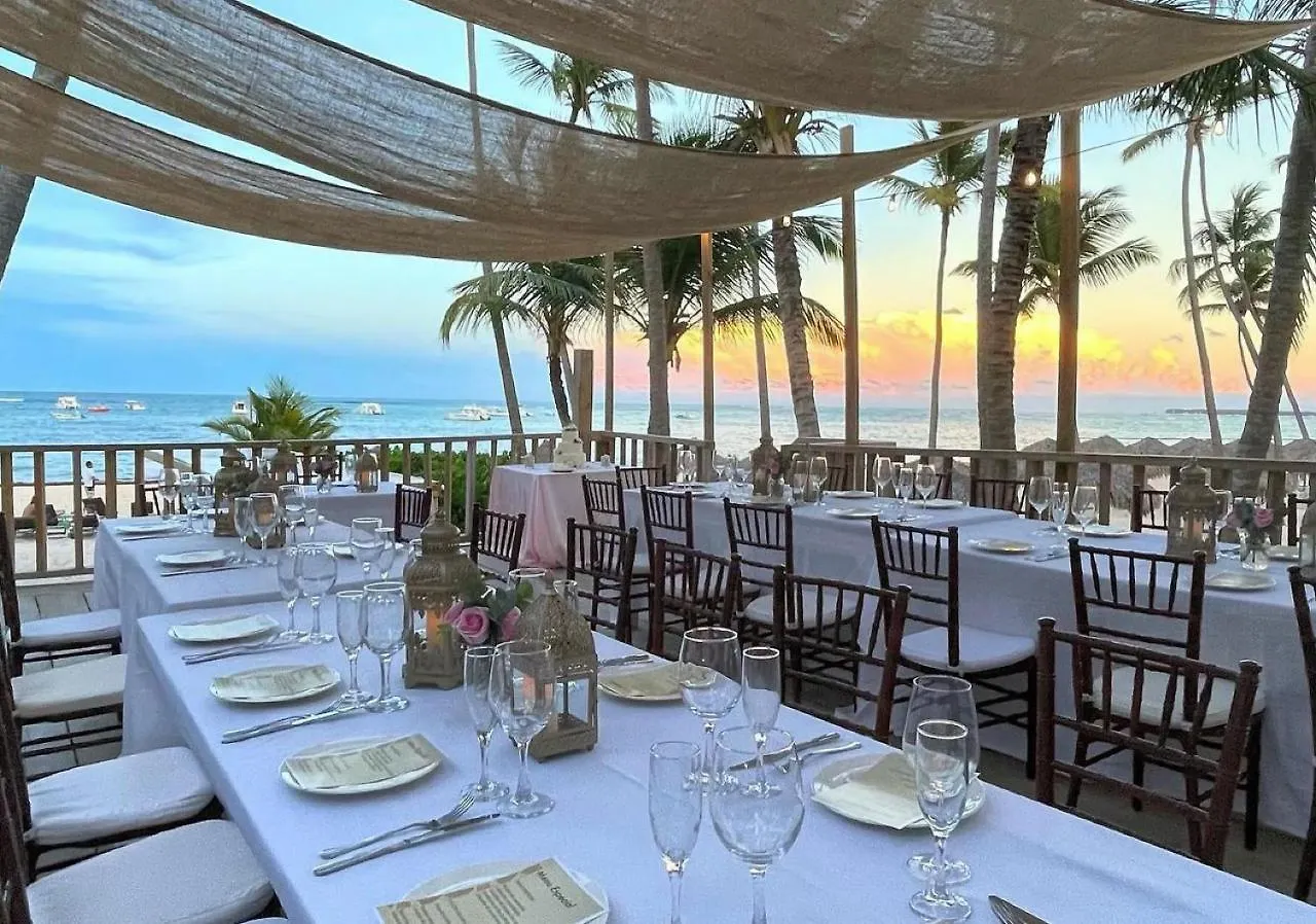 Hotel Vacation Studios With Rooftop Pool, Beach Club, Spa, Restaurants - Ducassi Collection - Playa Los Corales Punta Cana