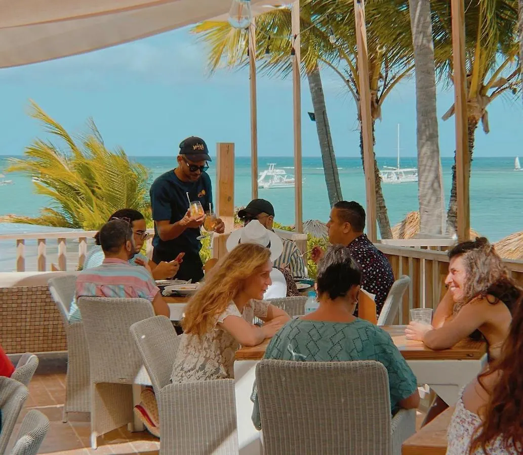 Hotel Vacation Studios With Rooftop Pool, Beach Club, Spa, Restaurants - Ducassi Collection - Playa Los Corales Punta Cana