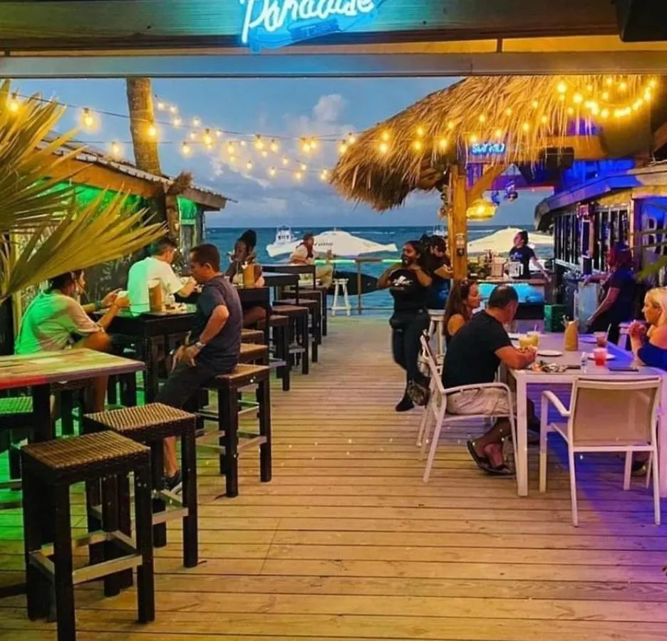 بونتا كانا Vacation Studios With Rooftop Pool, Beach Club, Spa, Restaurants - Ducassi Collection - Playa Los Corales 5*, بونتا كانا جمهورية الدومينيكان